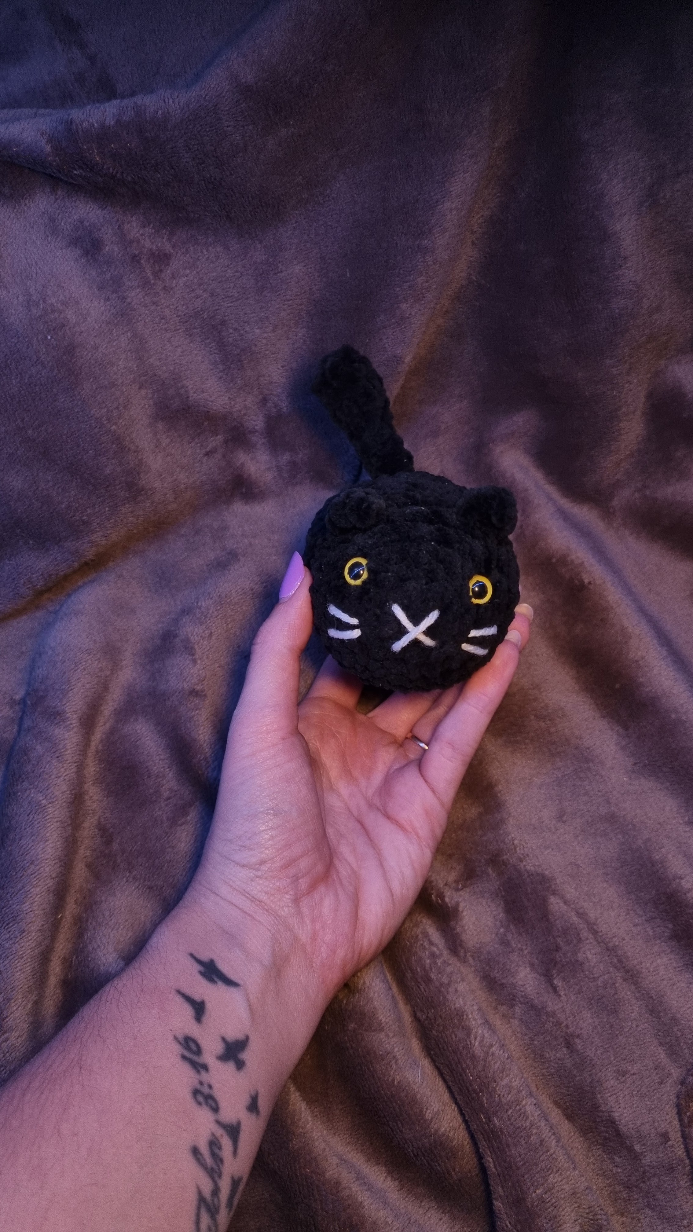 Mini loaf cat